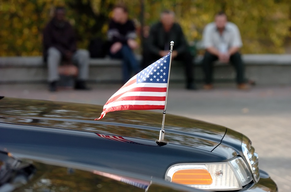 Vehículo Lincoln atendido en Gonzalez Auto Mechanic en Wilmington, CA
